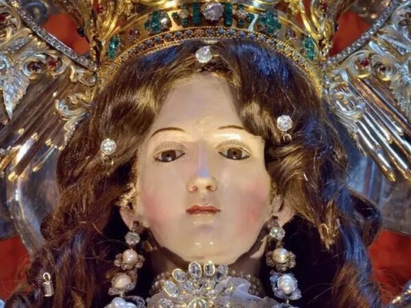 Cuando Roma olvida el temblor: ¿Qué hacemos con la Virgen del Milagro ante el nuevo paradigma teológico?