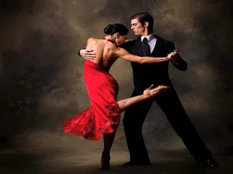 Un Cacho de Cultura: Cuando el tango se bailaba entre hombres