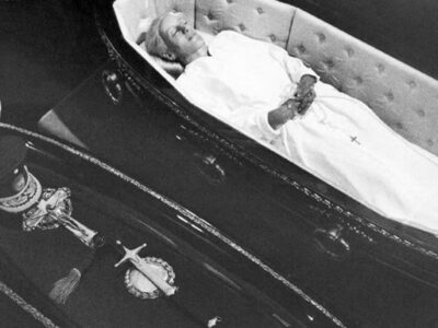 Un relato Gorila: El día en que vi el cadáver de Eva Perón