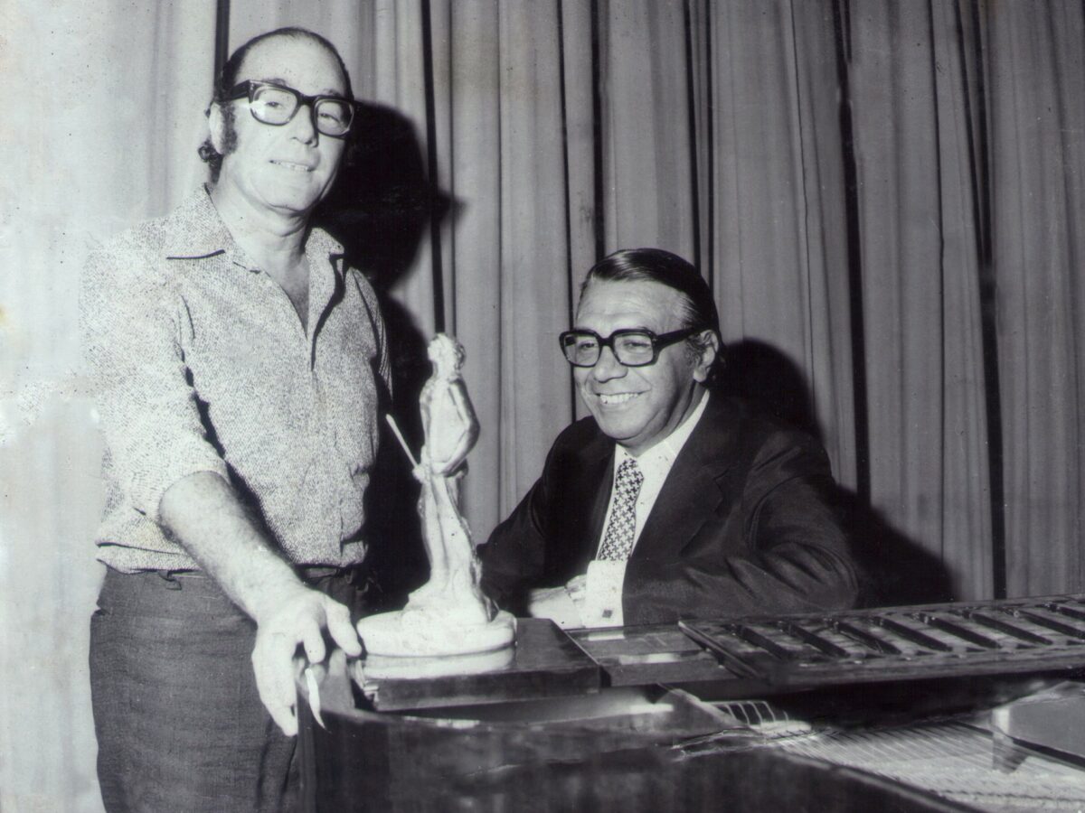 Un Cacho de Cultura: Ariel Ramírez y Félix Luna, la banda sonora de la Argentina profunda