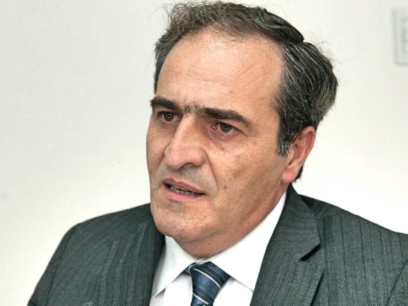 ¿Está en sus cabales el Procurador de la Provincia?